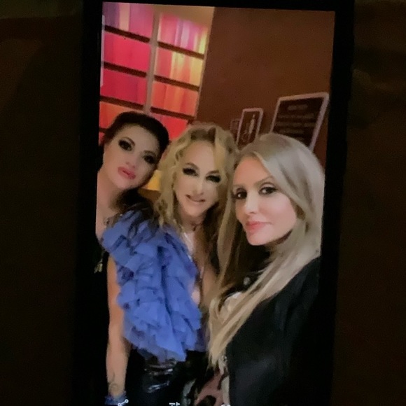 Relax and enjoy - Picture 2 of 10